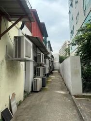 Sims Avenue (D14), Shop House #532102961